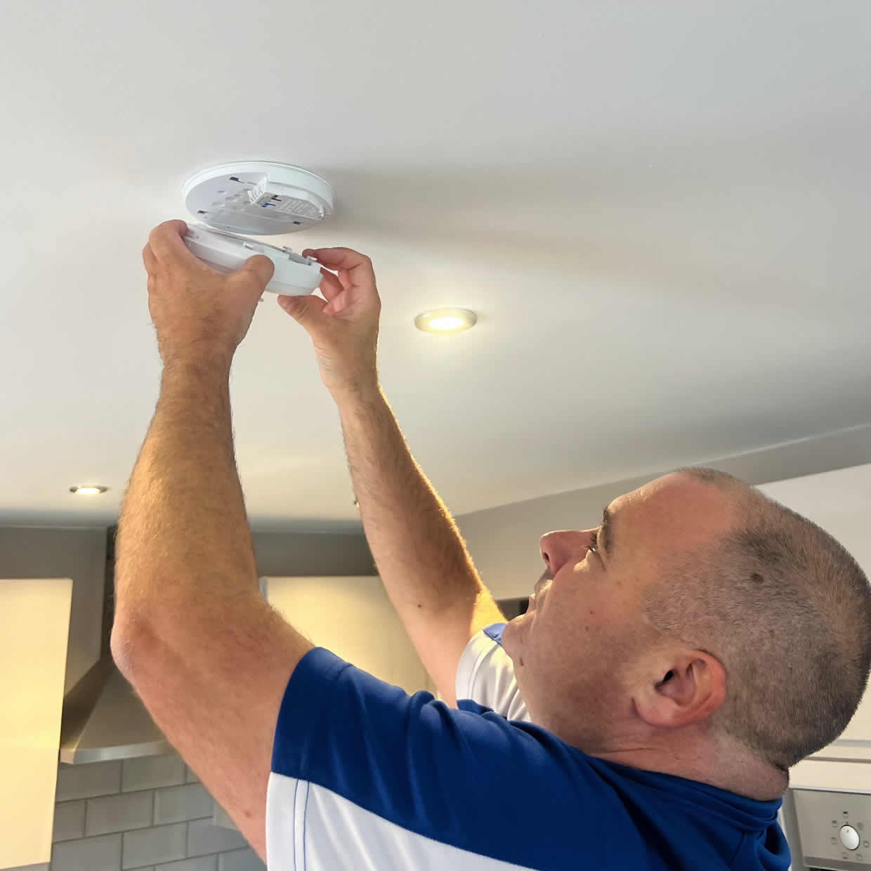 Local smoke alarm installer covering Enfield